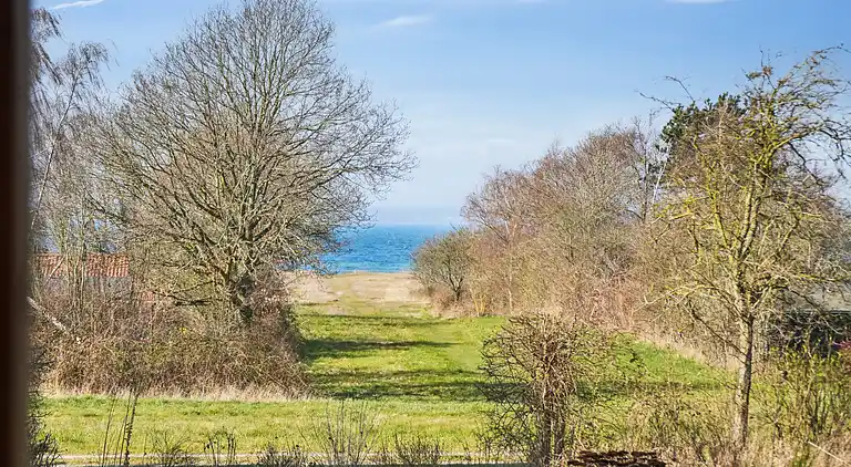Hyggeligt sommerhus med dejlig udsigt.