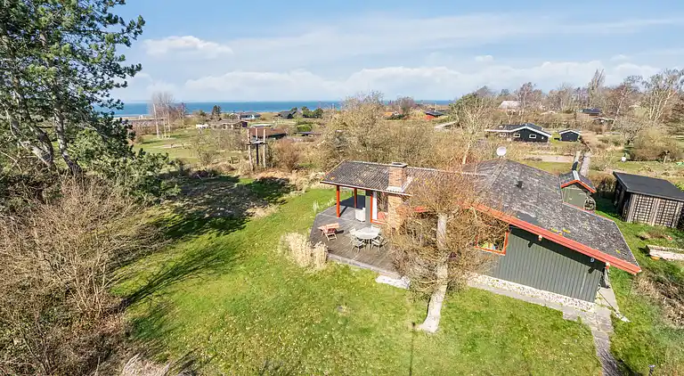 Hyggeligt sommerhus med dejlig udsigt.