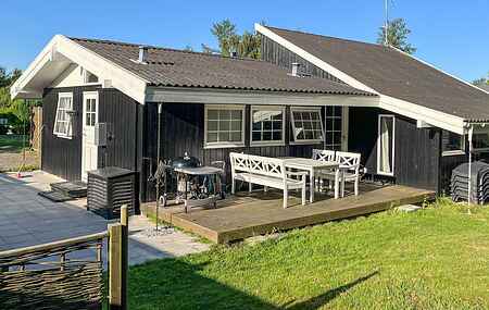 Holiday home in Boetoe