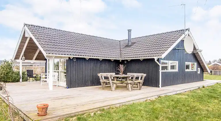 Holiday home in Fjellerup Strand