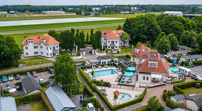 Chalet in South Holland