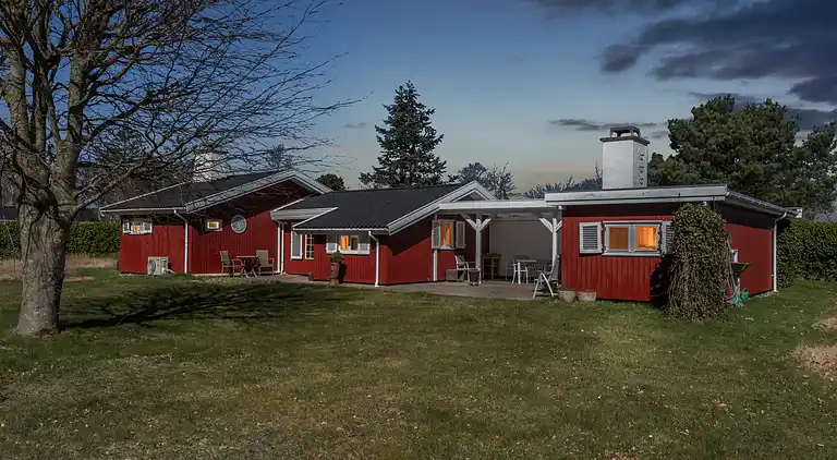 Familienfreundliches Haus, abgelegen, 3 Terrassen