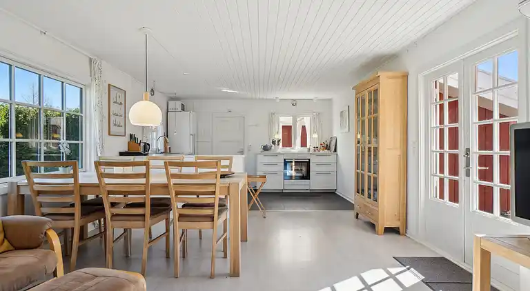 Familienfreundliches Haus, abgelegen, 3 Terrassen