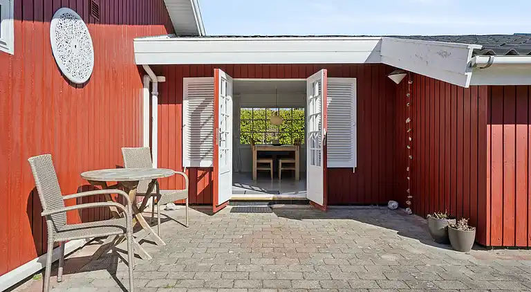 Familienfreundliches Haus, abgelegen, 3 Terrassen