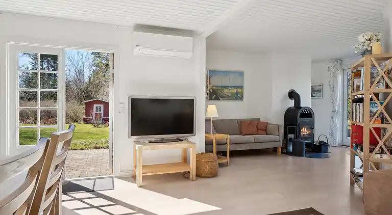 Familienfreundliches Haus, abgelegen, 3 Terrassen