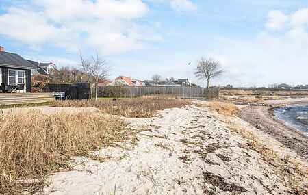 Sommerhus ved Bjert Strand