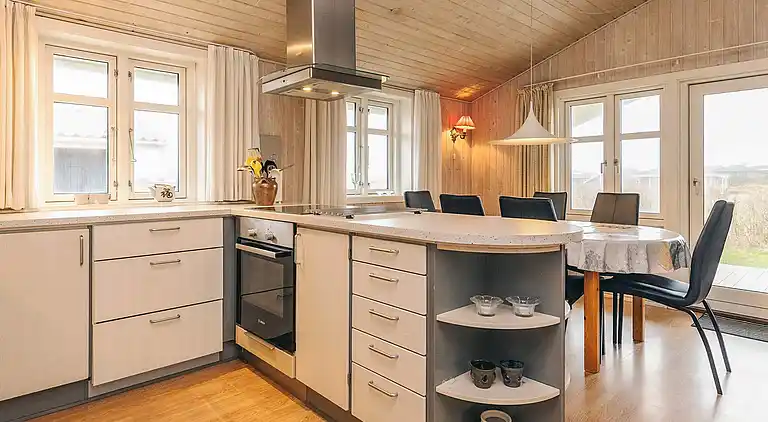 Sommerhus ved Nr Lyngby Strand