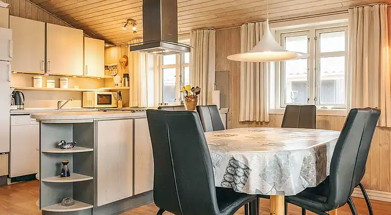 Sommerhus ved Nr Lyngby Strand