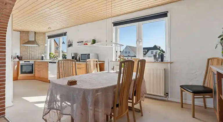 Schönes Ferienhaus in der Nähe des Wassers