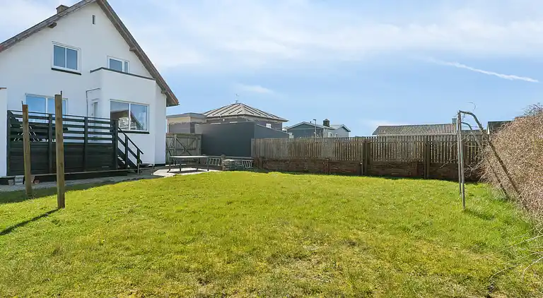 Schönes Ferienhaus in der Nähe des Wassers