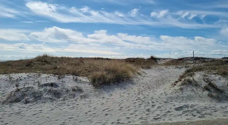 Nyd dette charmerende byhus tæt på vandet