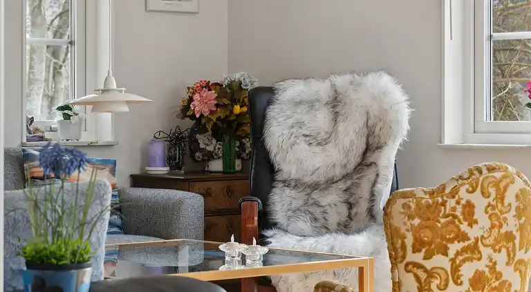 Stor villa i naturskønne omgivelser tæt på strand