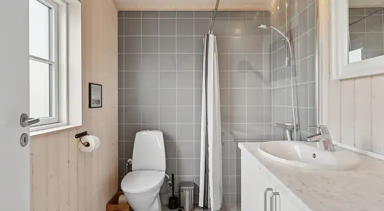 8 peroner feriebolig tæt på børnevenlig  strand 