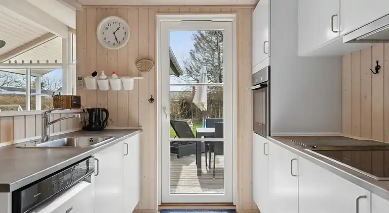 8 peroner feriebolig tæt på børnevenlig  strand 