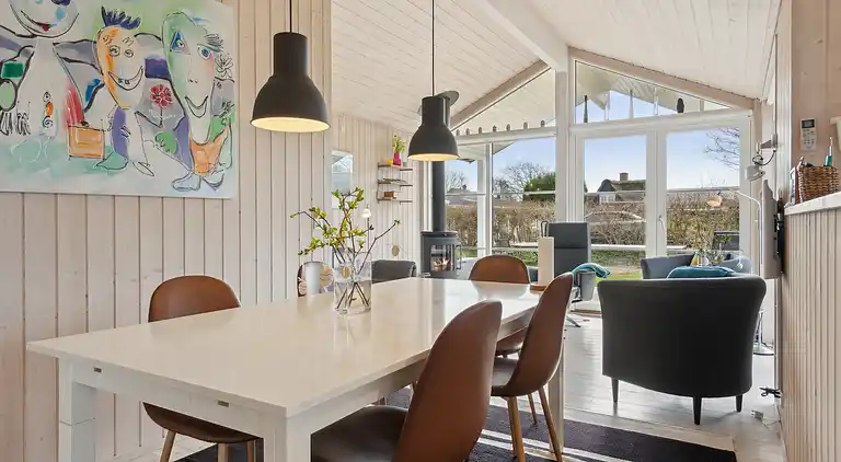 8 peroner feriebolig tæt på børnevenlig  strand 