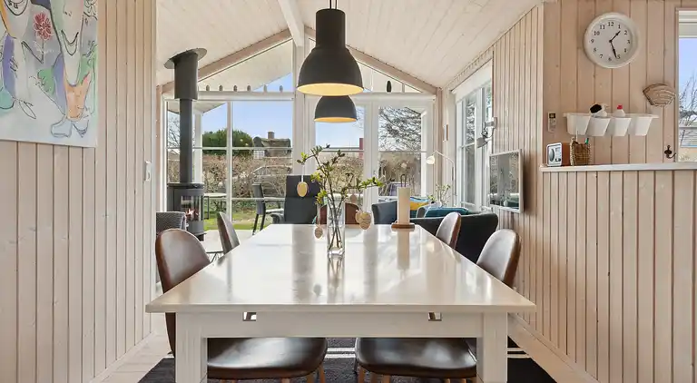 8 peroner feriebolig tæt på børnevenlig  strand 