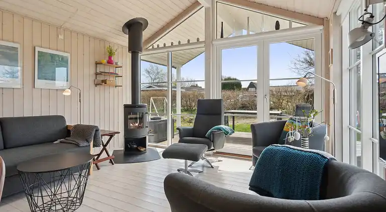 8 peroner feriebolig tæt på børnevenlig  strand 