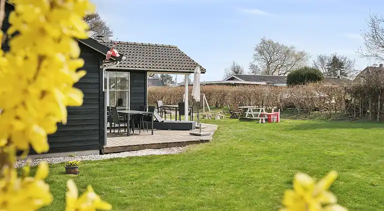 8 peroner feriebolig tæt på børnevenlig  strand 