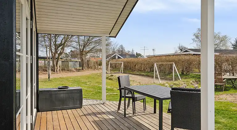 8 peroner feriebolig tæt på børnevenlig  strand 