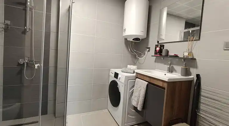 Eigentumswohnung im 19. Stock in Cevahir mit Pool und