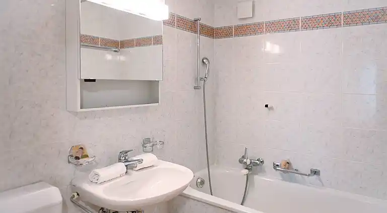 Ruga Haus im Asconasee 3