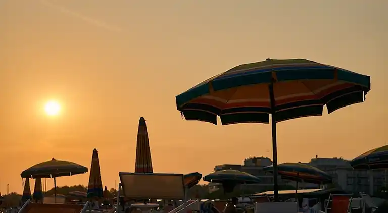 Familienresidenz direkt am Strand mit Pool