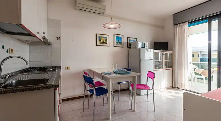 Familienresidenz direkt am Strand mit Pool