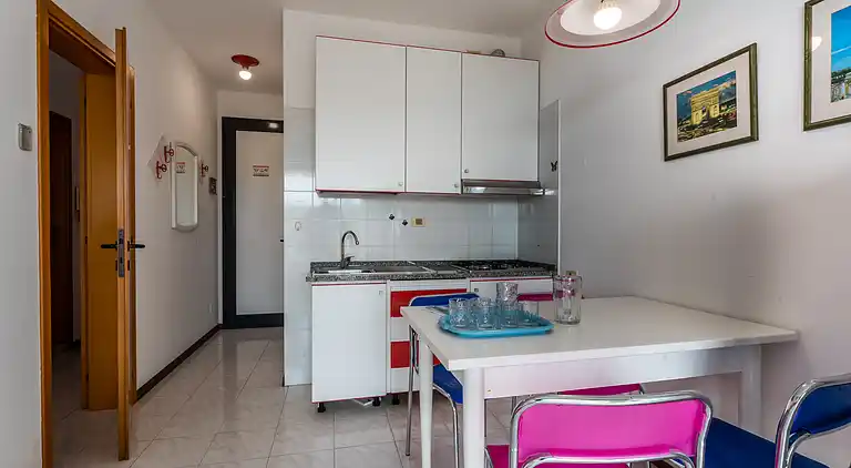 Familienresidenz direkt am Strand mit Pool