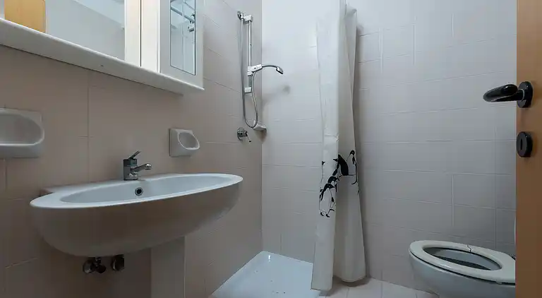 Familienresidenz direkt am Strand mit Pool