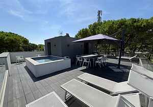 Spacious, comfortable and recently renovated single villa in