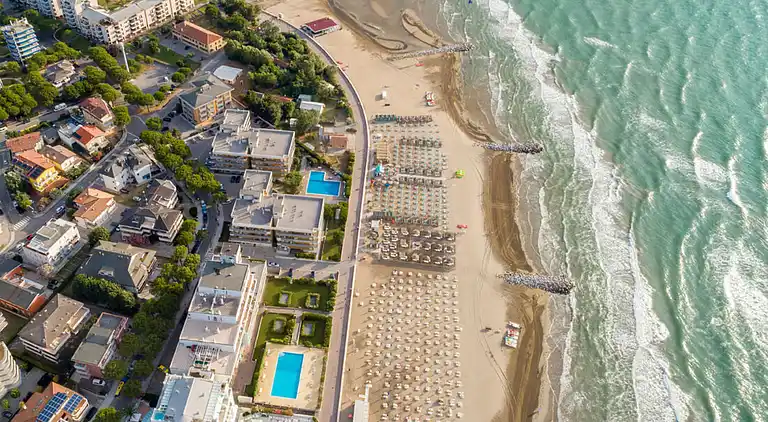 Seaside Bliss Wohnung mit direktem Meerblick