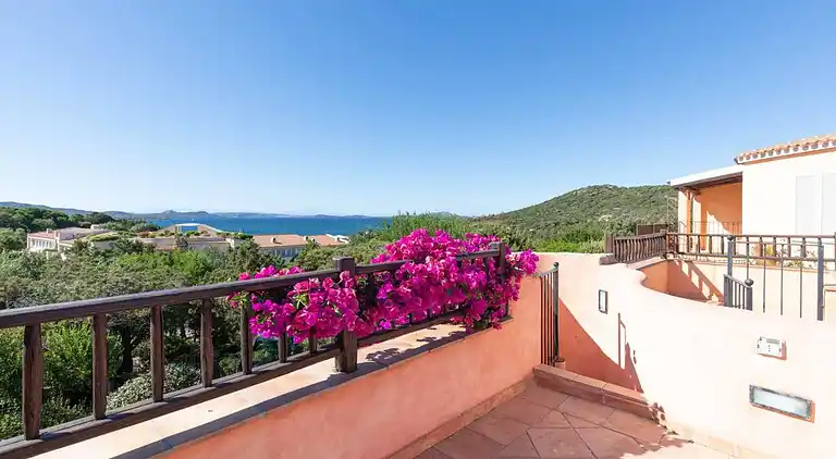 Baja Sardinia - Cala dei Ginepri, Villa 80 m vom Strand