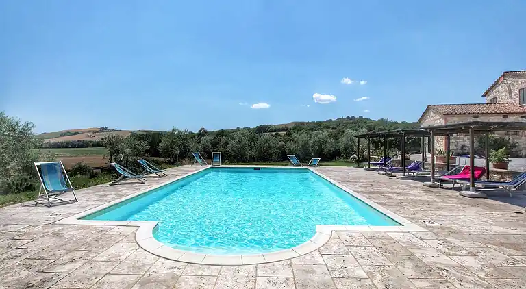 Farm house in Asciano