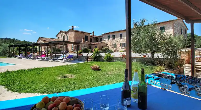 Farm house in Asciano