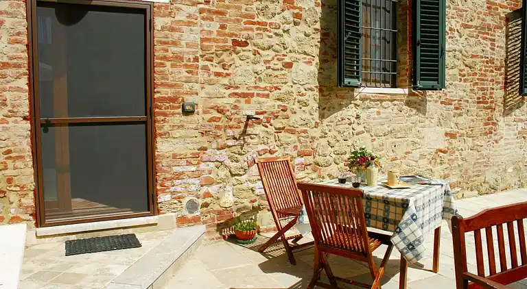 Farm house in Asciano