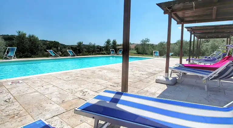 Farm house in Asciano