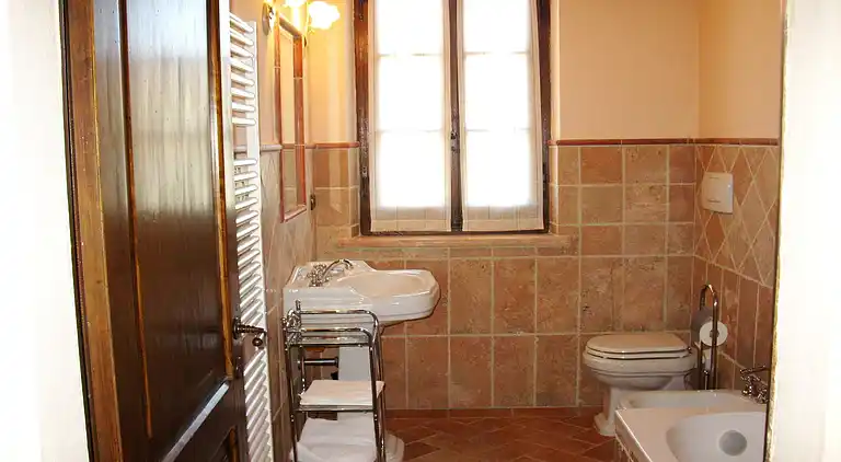 Farm house in Asciano