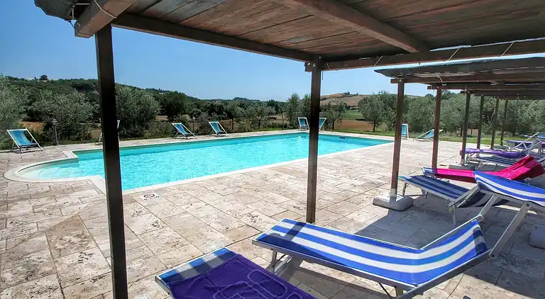 Farm house in Asciano