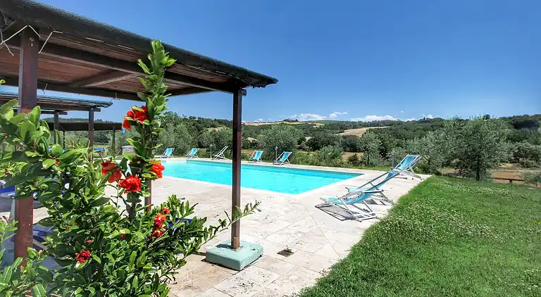 Farm house in Asciano