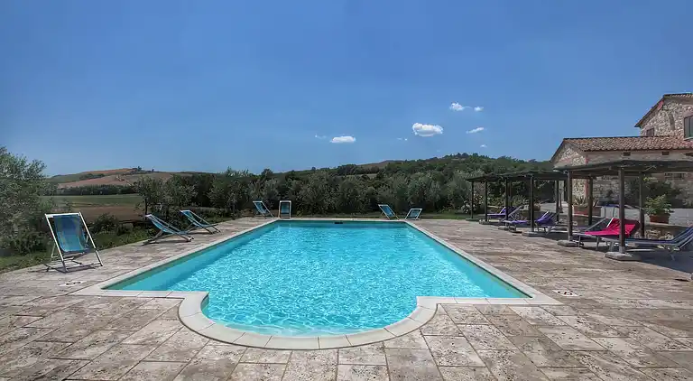 Farm house in Asciano