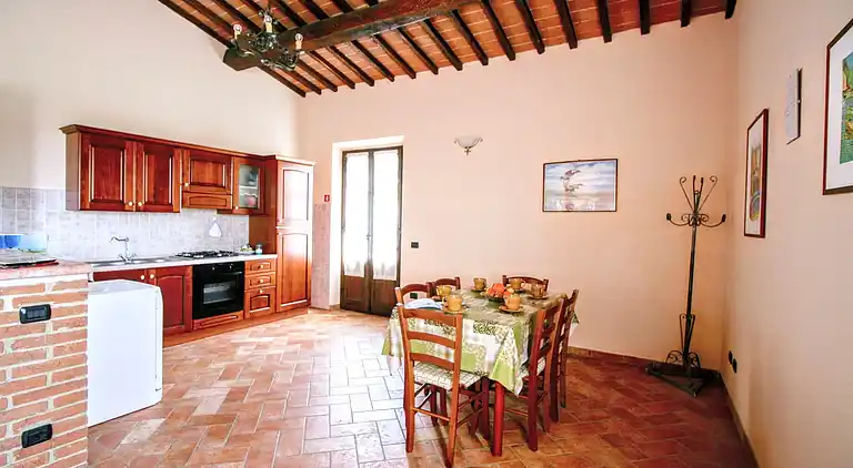 Farm house in Asciano