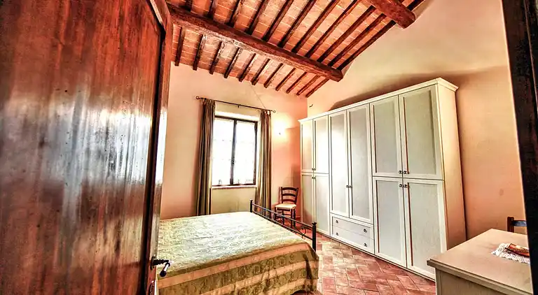 Farm house in Asciano