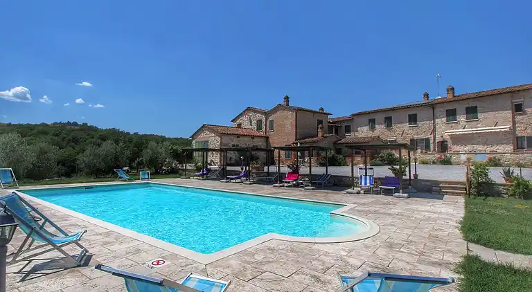 Farm house in Asciano