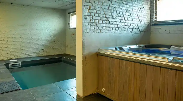 Farm house in Moorslede