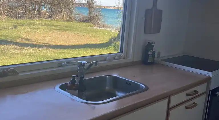 Feriehus ved vandkanten i Rødvig på Stevns