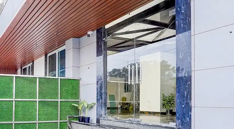 Holiday home in Sec 93