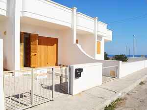 MIZU holiday home with outdoor spaces in San Foca