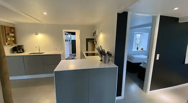 Lyxigt sommarhus på vacker skogsmark