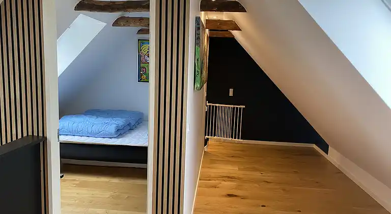 Lyxigt sommarhus på vacker skogsmark