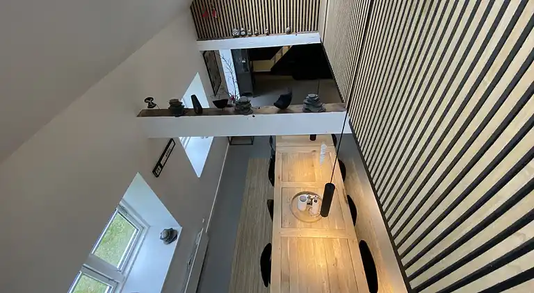 Lyxigt sommarhus på vacker skogsmark